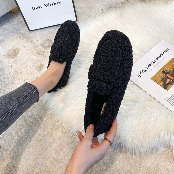 Gianna™ | Luxurious Fluffy Slippers